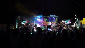 Town of Davidson, NC -- Town Hall 80z Nation can’t wait till September 2nd for the the largest 80’s street party Downtown Davidson has ever seen!! 🎉🎉🎉 It’s time to look in the back of the closet for any leftover 80’s attire or go pick some fresh ones. 😊😊 #80zNation #miketheroadie #davidson #davidsonnc #townofdavidson #downtowndavidsonnc #davidsoncollege #thingstodoincharlotte #lakenorman #1980s #hopandvinedavidson | 80z Nation