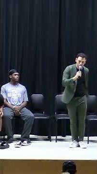 Hypnotizing people on stage! #hypnosis