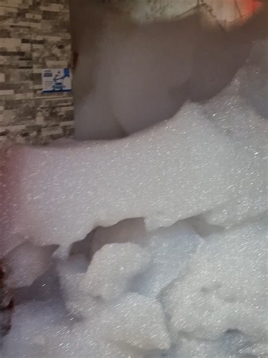 como es que termino asi el jacuzzi !!! #meme #hospedaje #surdequito #turismo #terminalquitumbe