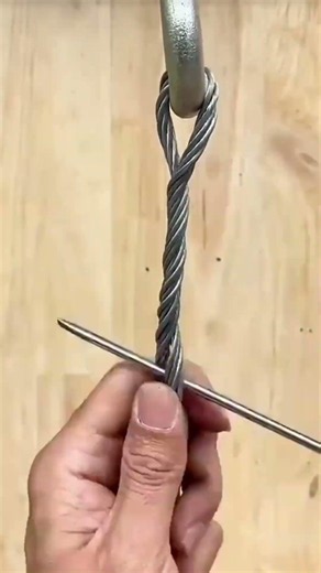 How Professionals Splice Wire Rope Easily! 🧵⛓️