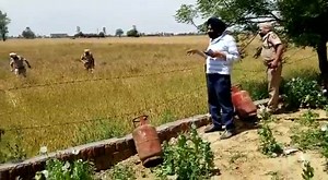 The Nihangs who chopped off the hand of a cop in Patiala fortified the Gurdwara where they were holed up with LPG cylinders placed strategically at perimeter. They also planned to set adjoining wheat fields on fire to stall Cops. How was Punjab Police unaware of such elements? | India Against Urban Naxals