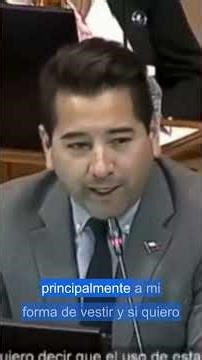 The farce on TV Sanhueza. Olivares responds about his cape: "If I want, I'll dress up as Barney"