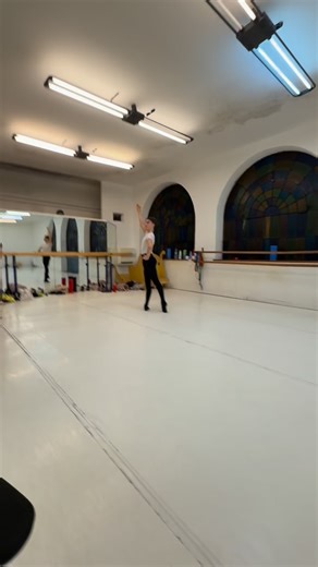 Balletto Di Verona on Instagram: "Andrea ha solo 14 anni e appena 2 anni di studio di danza classica con il Balletto di Verona. C’è ancora molto da migliorare,come sempre, nella danza non si smette mai di imparare, conoscere e crescere ma possiamo dire di essere sulla buona strada, anche grazie al vantaggio per un ballerino maschio di studiare sotto la guida di un maestro uomo. Andrea is only 14 years old and has just 2 years of training with the Verona Ballet. There is still a lot to improve as