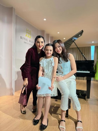 Mini Concert di RMI Studio dengan Winnie Oscar