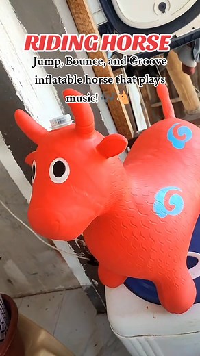 Discover the Large Jump Vault Inflatable Horse – a fun, thick, explosion-proof inflatable trampoline toy for children. Perfect for outdoor play, this colorful inflatable horse features built-in music to keep kids entertained and active. Durable and safe, it’s an ideal gift for energetic kids who love jumping and bouncing. perfect gift for your little jumper! 🎁🎵 inflatable horse toy, children's outdoor toys, jump vault trampoline, explosion-proof inflatable, inflatable toy with music, kids jump