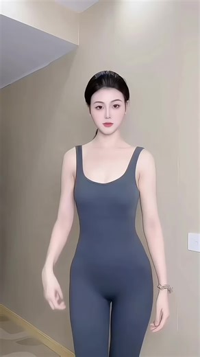 Beautiful Chinese Girl Dancing: A Captivating Performance