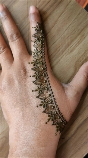 🥀trendy leaf mehandi design #mehndi #newmahendi #henna #art