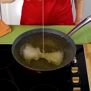 "5-Minute Crafts: Quick and Easy DIY Projects for Everyday Life!"