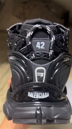 Best Balenciaga Runner LED Batch In Hand/QC? 👟🔥 (Link in Comments 👇)