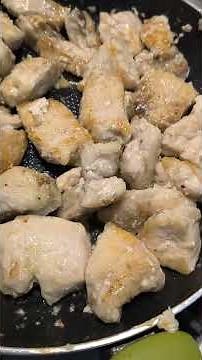 Pollo al Curry Vellutato 🍛 La Ricetta Facile e Super Cremosa