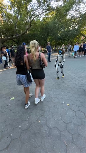 He just wanted to rizz up the ladies #robot | Rizz Bot