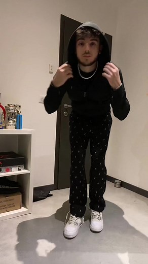 Casual Style Guide: Zip Ralph Lauren Hoodie Review