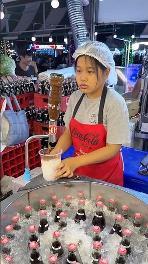 Amazing! Thai Coca-Cola Slush