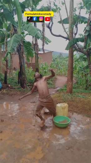 Formula Tricks Comedy on Instagram: "to be afraid of lightning and run away funny video #formulatrickscomedy #funny #memes"