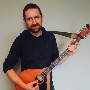 Irish Bouzouki Lessons Online | Learn the Bouzouki - OAIM