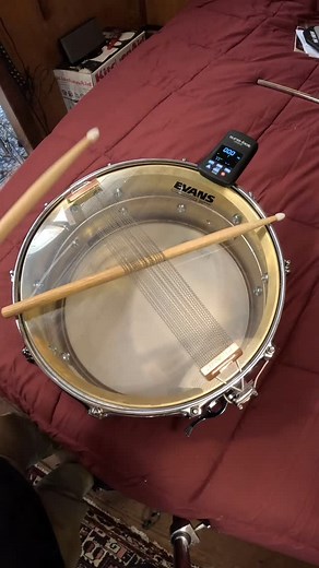 Tune Bot and tuning the Snare resonate head. One important thing I forgot to mention about the filter button is if you hold it down it will go into High-Range mode. All it does is show frequencies above 400hz up to 450hz. High-Range isn't a filter, but you can press filter again to filter in higher ranges. It does not take a whole lot of tention to get up to the 300hz range, so don't keep cranking it if the Tune Bot says it's low. It's not low. Note that the Tune-Bot is a super helpful tool, but