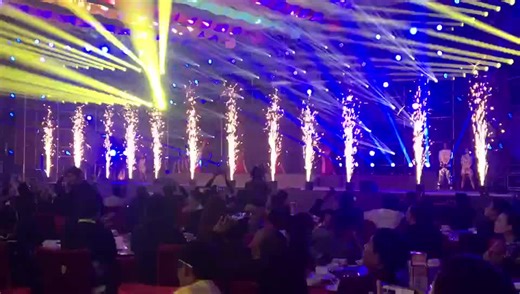 700W Large Cold Spark Firework Machine DMX Stage DJ Event Party With Remote