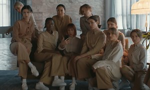 Suzane dévoile "SLT", un clip parfait contre le harcèlement de rue