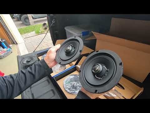 NVX Speaker Install in a 2022 Harley Davidson Limited-Vlog 72