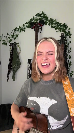 Harmonizing to Taylor Swift's 'Come Back, Be Here'