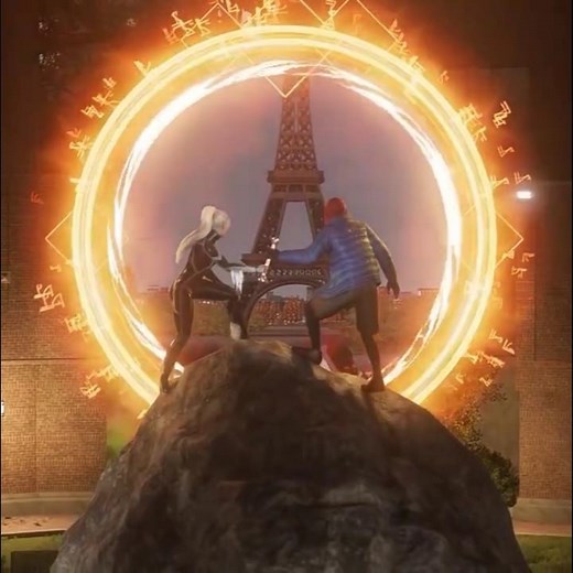 Spiderman helps Catwoman