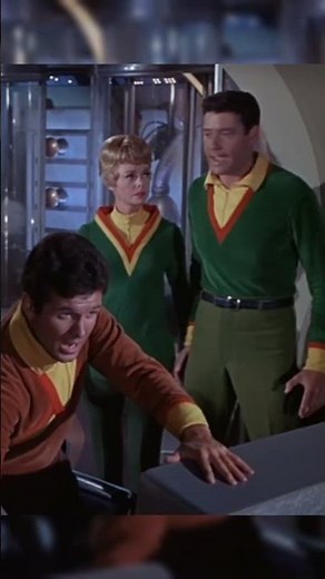 A Missile is Approaching the Jupiter 2! • Lost in Space