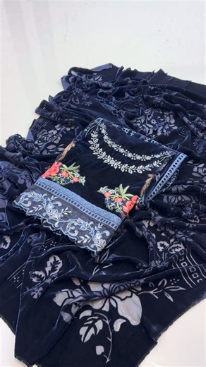 Shrenz Pret on Instagram: "SHP0739 SHRENZ PRESENTING VELVET COLLECTION NOW READY TO DELIVER SETS AVAILABLE"