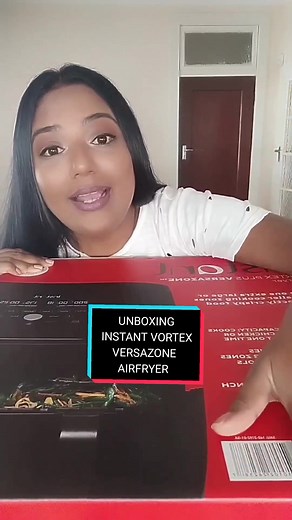 Unboxing the new Instant Vortex Plus 8-In-1 Versazone Airfryer, 8.5L - What's your thoughts on this one? This Airfryer features VersaZone technology that allows you to either cook in one extra-large 8.5L basket or divide into two smaller 4.2L baskets, giving you unmatched flexibility in your cooking. Use the large basket for family meals or simply add the divider and switch to dual baskets with separate time and temperature settings, so you can either airfry two whole chickens at once or grill c