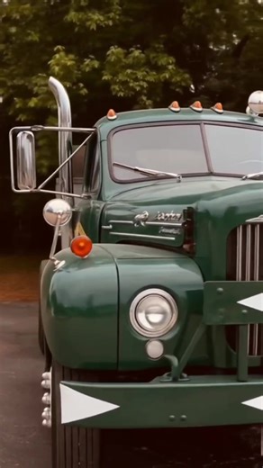1950s Mack B-61 truck #trucking #mack #truck #macktrucks | L.A TRUCK