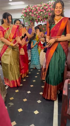 Bride entry😍 #viral #dance #love #wedding #sangeet #dancevideo #bride #brideentry #indianwedding