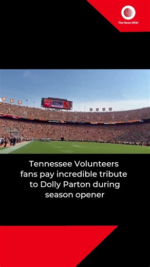 Tennessee Volunteers fans pay incredible tribute to Dolly Parton #dollypartontribute #vols