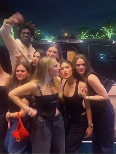 Kodak black with the snow bunnies #shorts