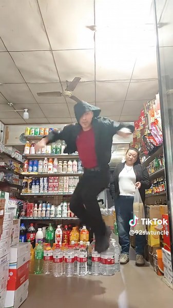 学跳《Fantastic Baby》舞蹈