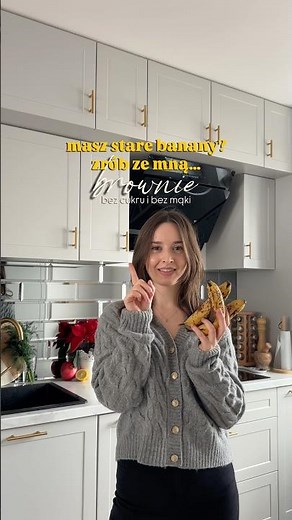 Co zrobić ze starych bananów? Przepis na brownie z bananów bez cukru i bez mąki