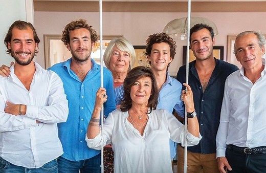 « L’agence » sur Netflix : 5 choses à savoir sur la famille Kretz - Elle