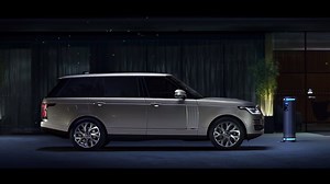 Nouveau Range Rover - le Range Rover ultime. Découvrez en exclusivité le nouveau Range Rover et pour la première fois sa motorisation hybride rechargeable qui définit de nouvelles normes de raffinement et nous fait entrer dans une ère de luxe silencieux. Pour en savoir plus : http://bit.ly/2yEb7sr | Range Rover