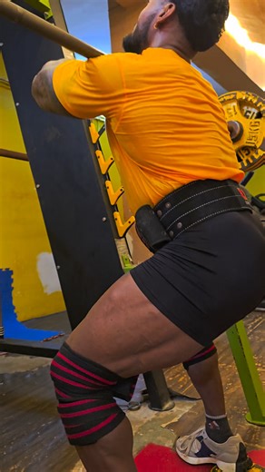 Front squat 🦍🧿 Coach _ Manoj Das Dada ❤️ 🙏 | Aryan Biswas