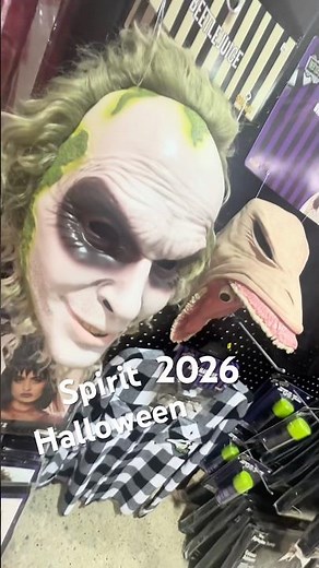 SPIRIT HALLOWEEN 2026 SNEAK PEAK STORE TOUR BEETLEJUICE MASK #spirithalloween #spirithalloweenstore