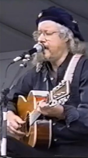 Americas favorite son, Arlo Guthrie