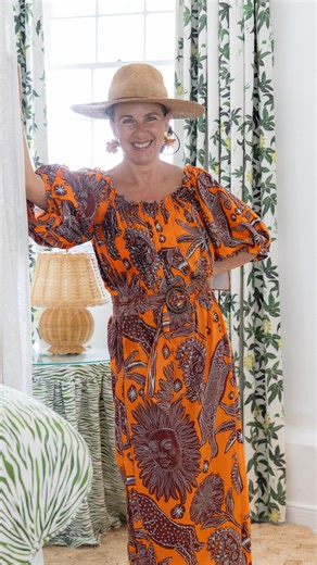 A glimpse into Colleton. Our 2nd honeymoon suite in the great house. This huge suite has a four poster bed, an enormous sitting room, dinning area, an open terrace with a plunge pool, his & hers dressing rooms & the prettiest of bathrooms. Sam developed the prints for this suite based on the Passionflower which grows wild all over Barbados. Amongst the many, many benefits associated with the Passionflower is that it helps you sleep - very appropriate in the bedroom. How sweet to have this hung a