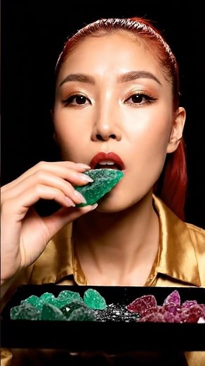 CRUNCHING Emeralds & Rubies! 💎💚❤️ (Glass Candy ASMR) #food #eating