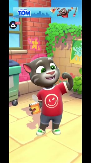 my tom eating the protein 🤭💪