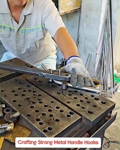 497K views · 1.7K reactions | Crafting Strong Metal Handle Hooks. | Fun club | Facebook