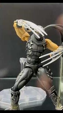 Diamond Select: Statues, replicas, toys, and more from...