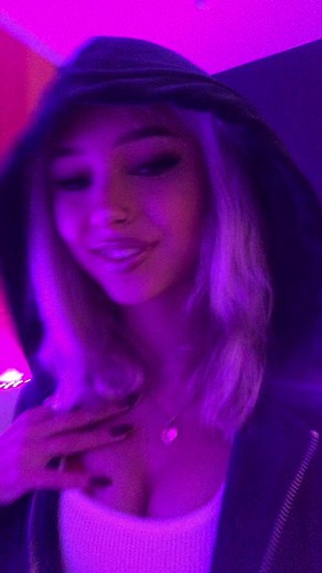 Hot Lesbian Snapchat Videos - Add Me Now 😏