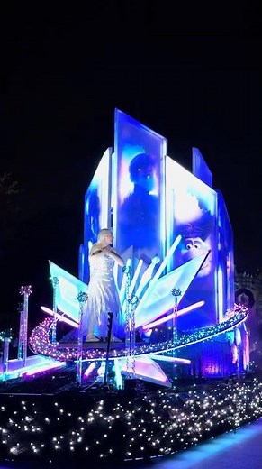 Frozen 2 in Disney Starlight #disney #starlight