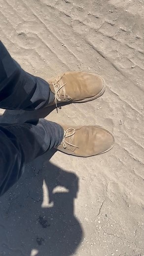 “Before you judge a man, walk a mile in his shoes. After that, who cares? He's a mile away, and you've got his shoes!” -Billy Connolly 🤣 Can we all agree that vellies are the MOST comfortable shoes on the planet? Mine are so soft, it feels as if I’m walking on air. They may not be pretty but they are so comfortable! Hope you enjoy your Thursday, NMB! Retief Odendaal | Retief Odendaal NMB