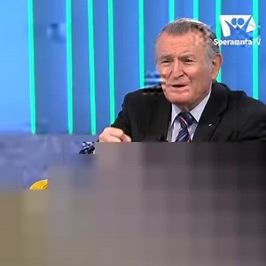 560K views · 9K reactions |  Pancreasul e o glandă… Care are legătură cu tot sistemul nostru nervos… ⚕ 喙 易 Dă mai mulți hormoni…  Cancerul de pancreas e foarte periculos…  30, 40, 50% din pancreatitele acute sunt mortale… | Sănătate - Dr. Virgiliu Stroescu | Facebook