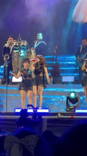 EL DEBUT DE SHARIK ARÉVALO CON CORAZÓN SERRANO #corazonserrano #sharikarevalo #virul