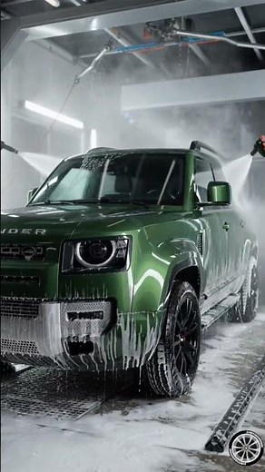 2025 Land Rover Defender – From Muddy to Mirror Shine – Satisfying Wash & 360 Spin